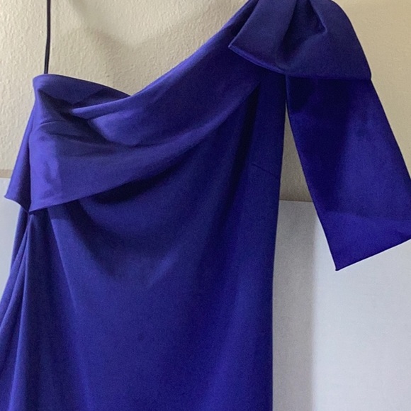AQUA
Long Satin Bow Maxi Dress - Picture 7 of 13